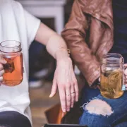 Rodzaje herbat i ich właściwości. Czyli dlaczego herbata czerwona jest czarna, a Oolong niebieski.