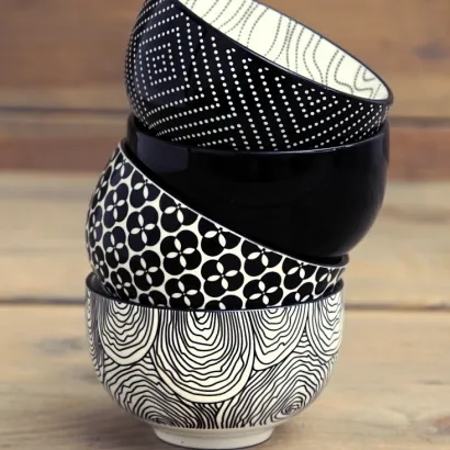 Bredemeijer Pucheng czarki ceramiczne 4 sztuki kolor czarno-białe - zdjęcie 2