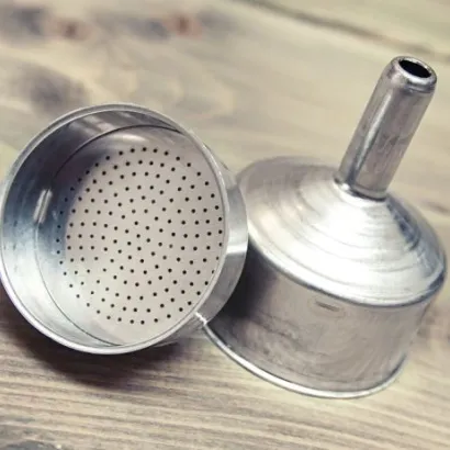 Lejek do kawiarek aluminiowych Bialetti pojemność 4 tz - zdjęcie 3