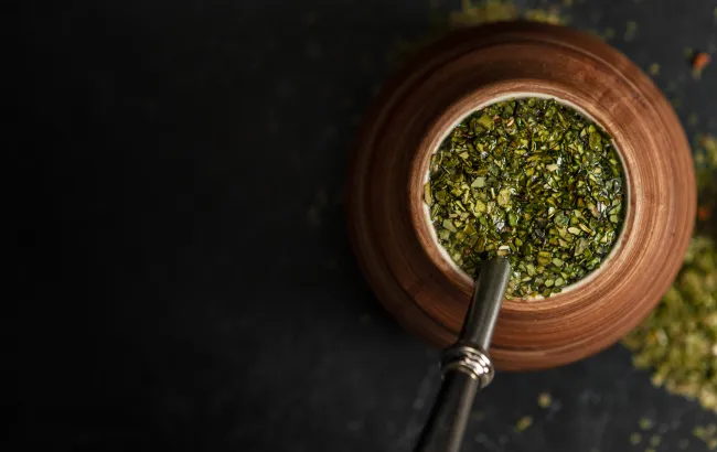 Jak parzyć yerba mate bez bombilli?